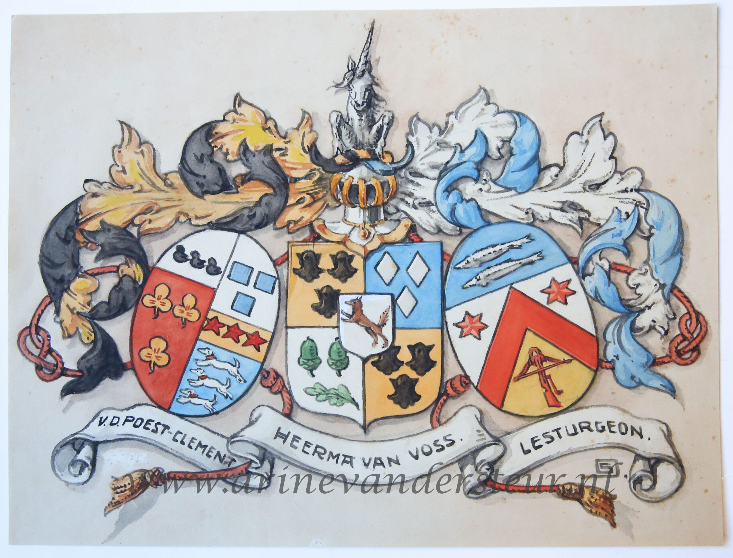 [Familiewapen/coat of arms]HEERMA VAN VOSS; V.D. POEST CLEMENT; LESTURGEON --- Gekleurd tafereel van drie familiewapens: v.d. Poest Clement, Heerma van Voss en Lesturgeon, ca 1930.