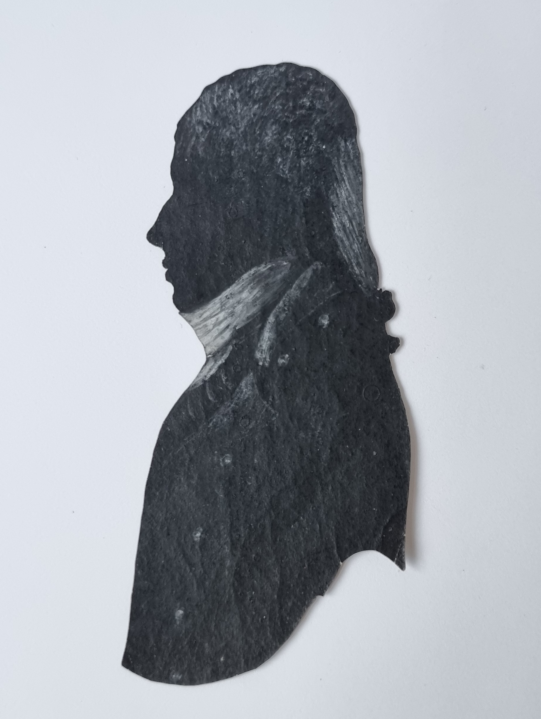 [Silhouette portraits] A woman with cap and a man, late 18th / early 19th century.