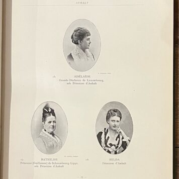 Royal, 1898, French | Les Maisons Souveraines de L'Europe, recueil de portraits avec notices généalogiques par le C.te F.=U. Wrangel (...) édition autorisée, Stockholm, Hasse-W. Tullberg, 2 volumes.