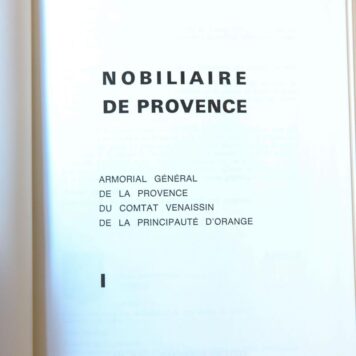 Nobiliaire de Provence. Armorial général de la Provence, du Comtat Venaissin, de la Principauté d'Orange. 3 dln. Aix-en-Provence 1974-1976. Geb., geïll., 1739 p.