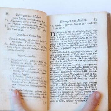 Wilhem de Derde, door Godts genade, koning van Engelandt, Schotlandt, Vrankryk en Ierlandt, beschermer des geloofs, enz. enz. enz. In heldendicht beschreven. [Deel I:] 2e druk. Amsterdam, François Halma, 1710 [Deel II:] Amsterdam, François Halma en Willem van de Water, 1700. [2 delen in 1 band]