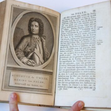 [History Poland, Greece, Turkey, Lithuania, 1734] Hedendaagsche historie of Tegenwoordige Staat van alle volkeren, deel VI. Amsterdam, Tirion, 1734, (14)+316+(4)+326+(14) pp.