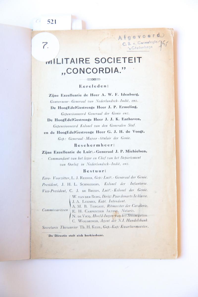 [Ledenlijst van de] Militaire sociëteit `Concordia' [in Nederlands-Indië]. Z.p., (ca. 1910). Modern geb., 21 p.