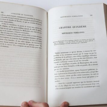 Faits memorables de l'histoire des Pays-Bas. Paris, 1859.
