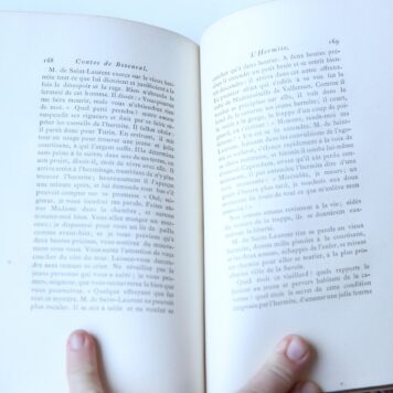 Contes de M. le baron de Beseneval, lieutenant general des armees du Roi, avec une notice bio-bibliographique par Octave Uzanne. Paris, Quantin, 1881.