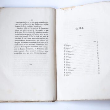 Les petits. Mysteres de l'academie Francaise, Paris, Saint- Jorre, 1844, 198 pag.