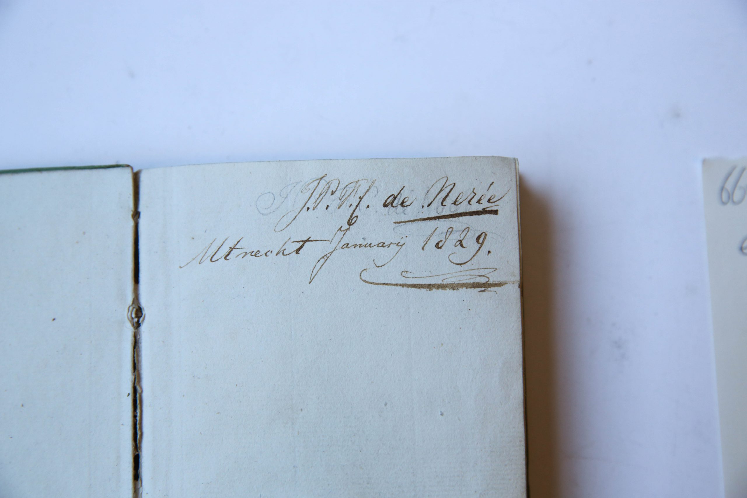 Utrechtsche Studenten Almanak voor het jaar 1829, Utrecht J. van Schoonhoven en N. van der Monde, 160 pp.