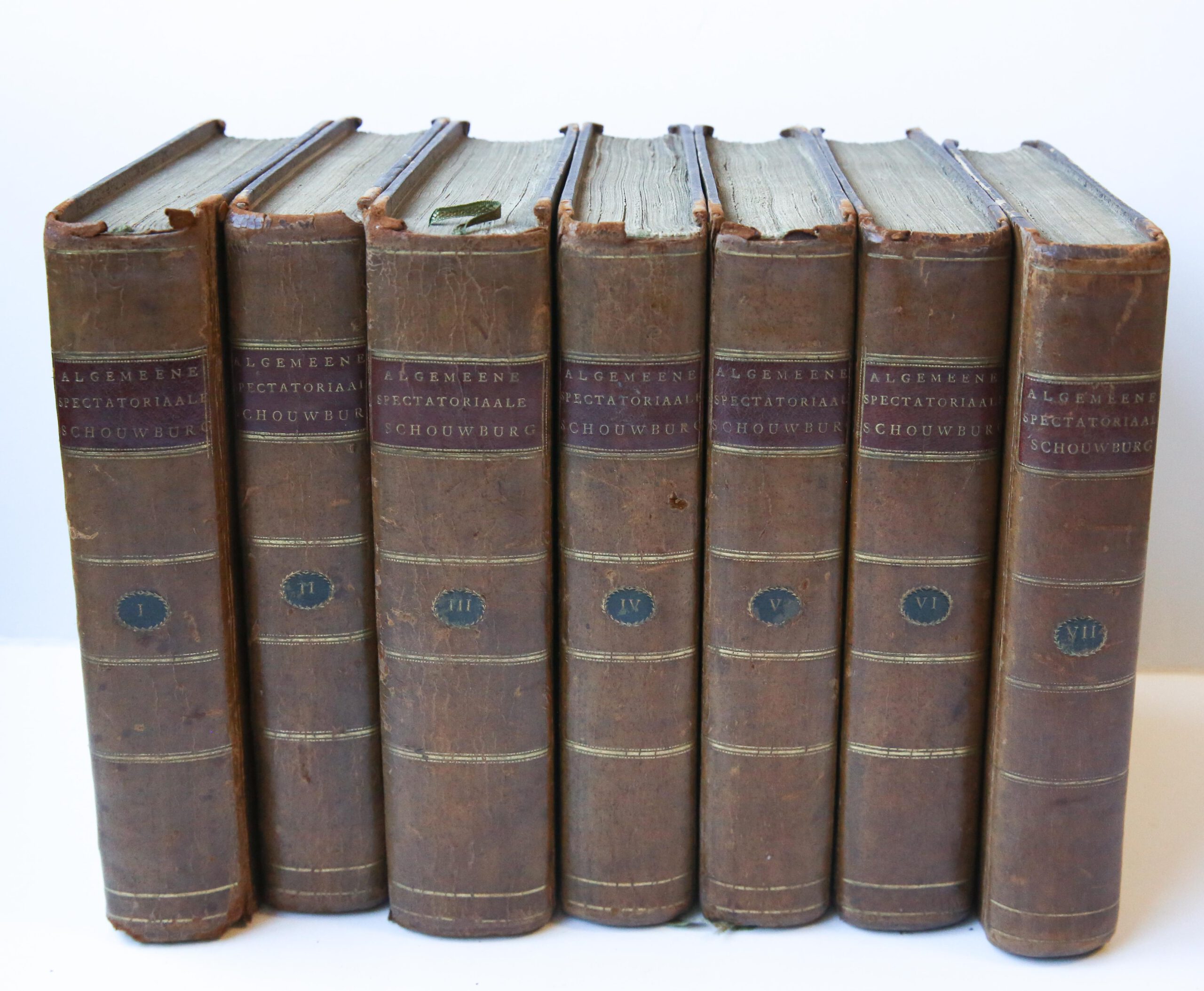 Algemeene spectatoriaale schouwburg, of tooneelstukken door de eerste vernuften van Europa, : met nieuw-geïnventeerde kunstplaaten, Amsterdam H. Gartman, W. Vermandel en J.W. Smit 1790-1793 (7 volumes).
