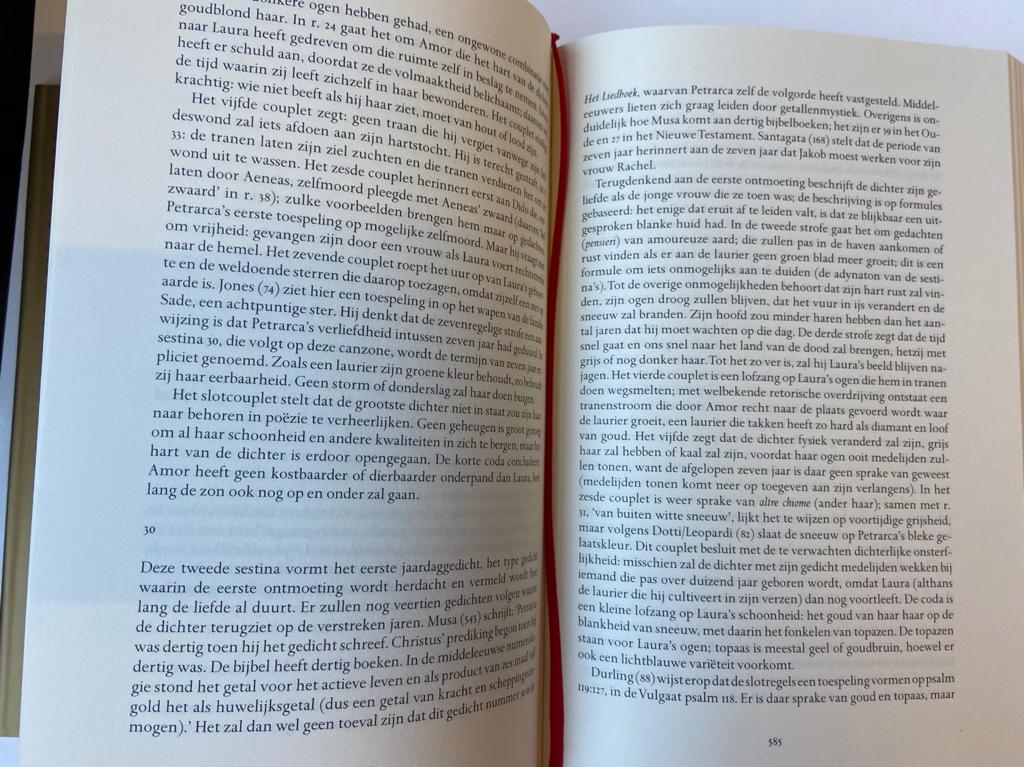 Het liedboek, Canzoniere, vertaald en toegelicht door Peter Verstegen, Ahtenaeum: Polak & Van Gennep Amsterdam 2008, 795 pp.