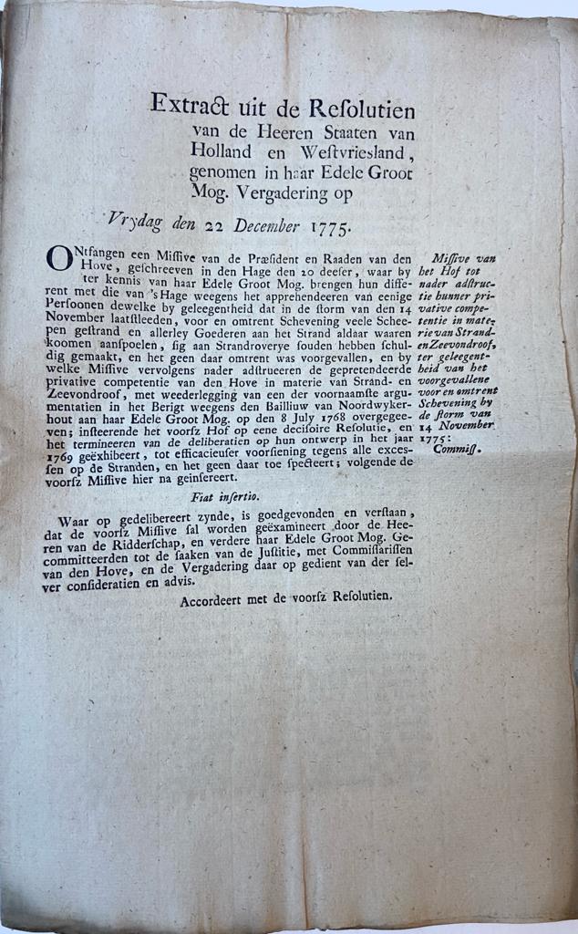 [Original publication 1775] Extract uit de Resolutien van (...) Staaten van Holland (...) 22-12-1775. 's-Gravenhage, [1775]/ On beach combing on Scheveningen strand, The Hague, The Netherlands.