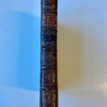 Algemeene naam-lyst van boeken met de pryzen of de boek-negotie. Benevens de kenisse en waarde derzelver gemakkelyk gemaakt. Zynde eene verzameling van eenige duizenden van boeken (...), zedert den jaare 1709 tot 1771 in eene alphabetische order geschikt met de pryzen hoe veel elk boek in ieder verkopinge gekost heeft. Deel I, 2e stuk, behelzende Nederduitsche boeken in octavo [van auteurs met namen beginnende met de letters A t/m Q].