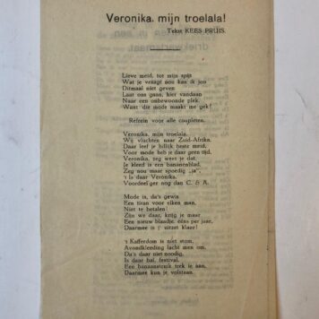 [Printed song, gedrukt liedje MODE] Liedje `Veronica mijn troelala!' door Kees Pruis, met zinspelingen op mode. Ca. 1935. Gedrukt, 8(: 1 p.