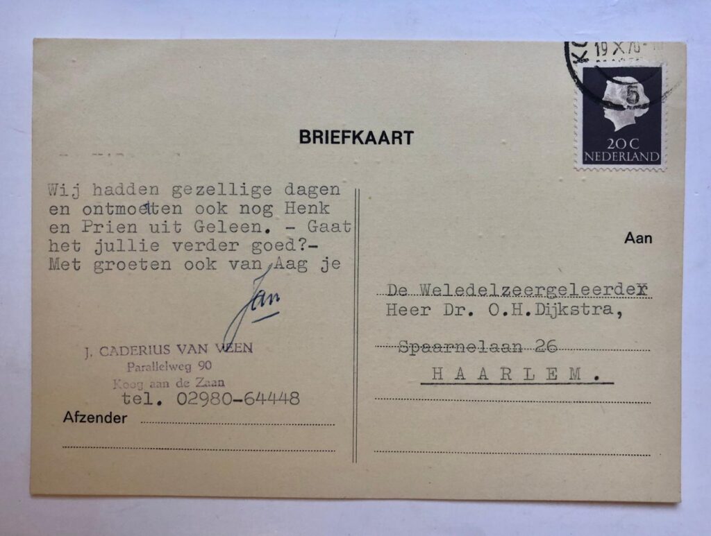 [MANUSCRIPT, POSTCARD, CADERIUS VAN VEEN] Brief en briefkaart van Jan Caderius van Veen, Koog aan de Zaan 1971, 2 stuks.