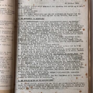 [W.O. II TE LISSE, SASSENHEIM, NOORDWIJKERHOUT, HAARLEMMERMEER] De Oranje Koerier, ondergronds dagblad voor Lisse, Sassenheim, Voorhout, Noordwijkerhout en Haarlemmermeer, 24 oktober 1944 - 5 mei 1945.