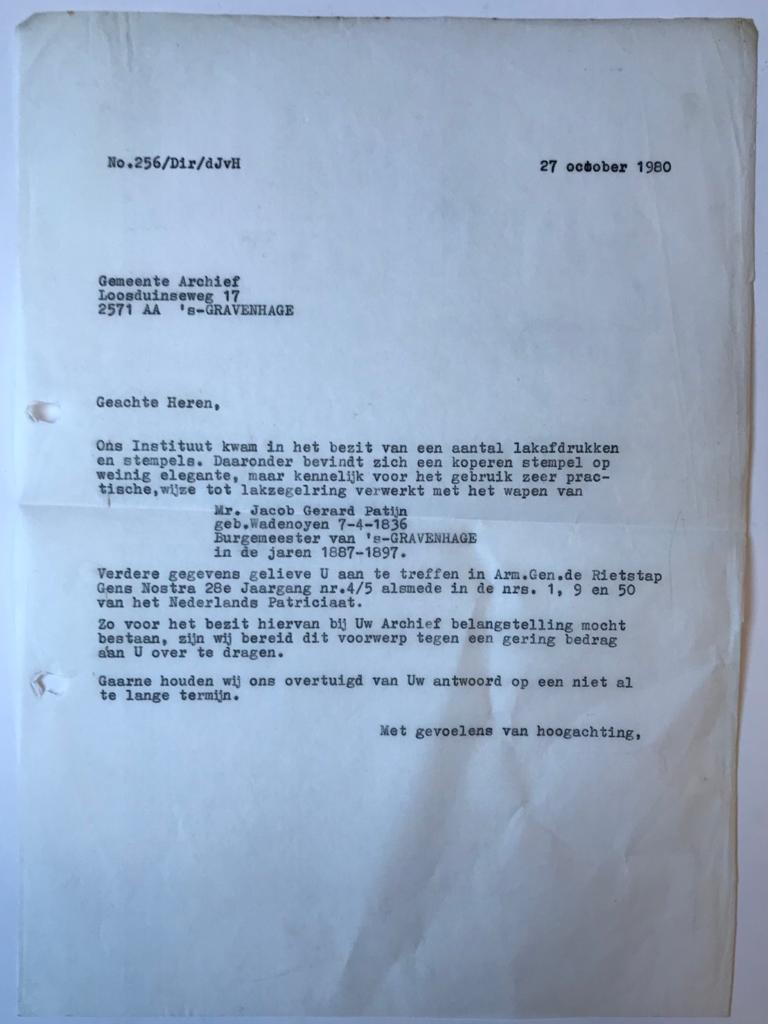  - [Typed letter 1980] Correspondentie tussen C. de Jong en archief 's-Gravenhage over zegelring van mr. J.G. Patijn. Manuscripten, 1980, 2 pag.
