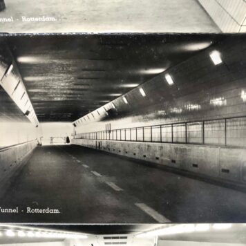 [Rotterdam, Photo postcards, ca 1940 ] De Maastunnel Rotterdam, 10 ansichtkaarten, Sparo, ca 1940.