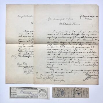 [Manuscript(s), seal ring, 1922] Twee brieven van J.F. Bouma, d.d. Koedoes (Java) 1922 betr. zegelring. Manuscripten, 2 pag.