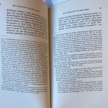 Complete set: Het geslacht Van der Crab en aanverwante familie. Biographisch-genealogisch overzicht 1500-1900, 's Gravenhage 1927, 131 pp TOGETHER WITH Het geslacht Van der Crab Vervolg, p. 132-169.