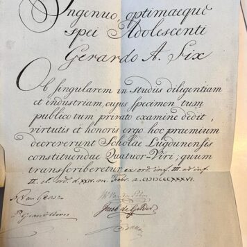 [Pricebinding, 1836] Exemplaar van D. Ruhnkenius, Scholia in Suetonii vitas caesarum, editit Jacobus Geel, Leiden 1828. 385 pag., gebonden in half leer.