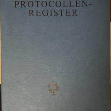 Protocollenregister, register van de protocollen der notarissen die in de periode 1916-1984 in Nederland in functie waren. 2e druk, Amsterdam 1985. 214 pag.