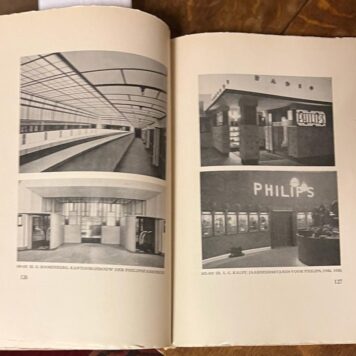 [Printing and design 1929] Ruimte 1929, Jaarboek van Nederlandsche ambachts- en nijverheidskunst 1929. Rotterdam, Brusse, 1929, 193 pp.