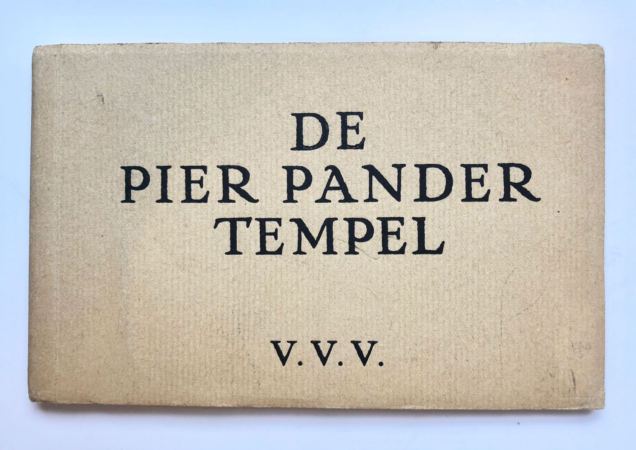 [Friesland, Leeuwarden] De Pier Pander tempel, V. V. V., Leeuwarden, 10 Ansichtkaarten.