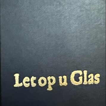 Let op U glas, geschiedenis van het geslacht (van) Glasbergen/Glasburgh. Groningen 1969, 284 p., geb., geïll.