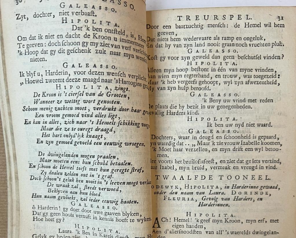 [Theatre Play, 1739, Last play by Thomas Arendsz] First Joan Galeasso; dwingeland van Milanen. Treurspel. 2e druk. Amsterdam, Izaak Duim, 1739, 83 + [1] pp.
