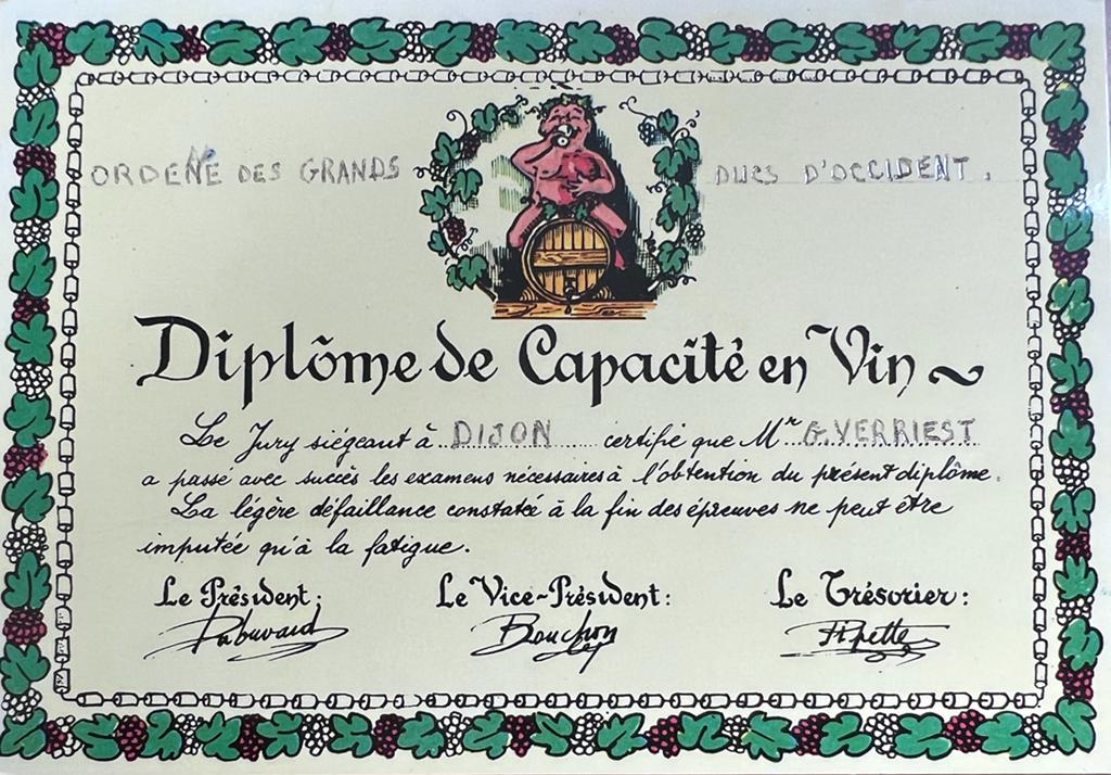 [Vintage card, ca 1950] Diplome de capacite en Vin pur Mr G. Verriest de le jury de Dijon. Partly handwritten. 1 p.