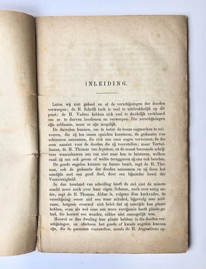 [Antique book, Occult, Ghost stories, 1884] Vier verschijningen van zielen uit het vagevuur, in de jaren 1527, 1856 en 1870, getrokken uit de fransche met goedkeuring der geestelijke overheden(…), Vermeerderd met het verhaal eener merkwaardige verschijning, voorgevallen te Muiden Ao 1707. Zesde Druk. C. L. van Langehuysen, Amsterdam, 1884, 70 pp.