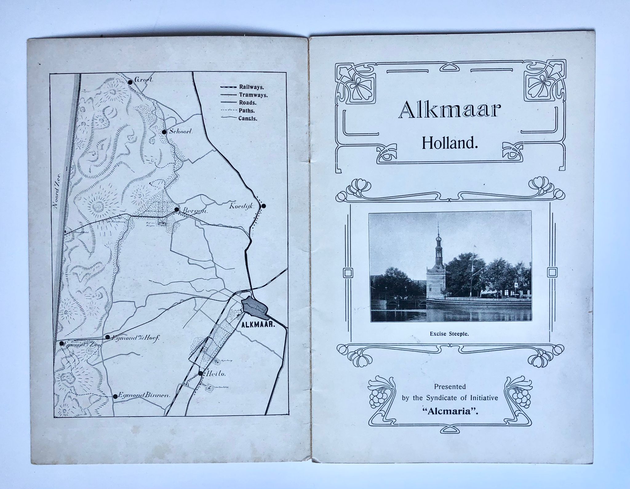 [English antique tourist book Alkmaar, [1915]] Alkmaar-Holland, Presented by the Syndicate of Initiative “Alcmaria”, Printed by Firma P. Kluitman, Alkmaar [1915], 8 pp.