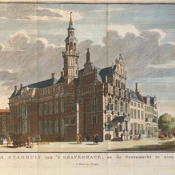 [Antique print, handcolored copper engraving, The Hague] Het Stadhuis van 's Gravenhage, na de Groenmarkt te zien, 1 p, published 1749.