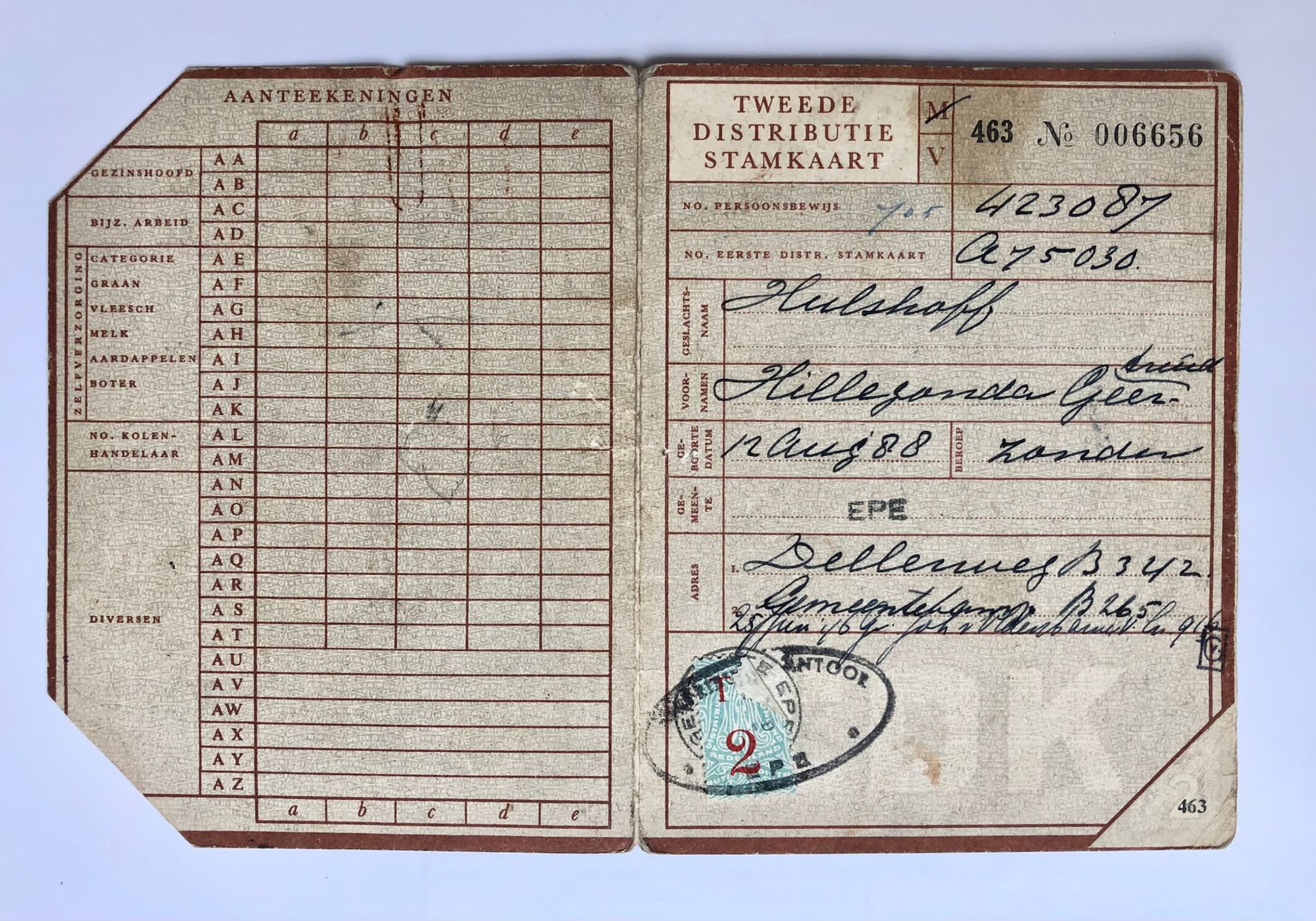[WO II, bonnen tweede wereldoorlog] Distributiestamkaart, ca. 1945, t.n.v. Hillegonda Geertruida Hulshoff, geb. 12-8-1888, wonende te Epe, 1 stuk.