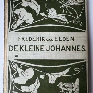 [Literature 1936, with 2 musical brochures and Koddebeiers autographs] De kleine Johannes, 14th edition, V.H. Mouton, 's-Gravenhage 1932, 192 pp. With Kennemer Lyceum "Kleine Johannes musical" brochures dd 1970 (songtexts and division of roles) With autographs of Koddebeiers 1937.