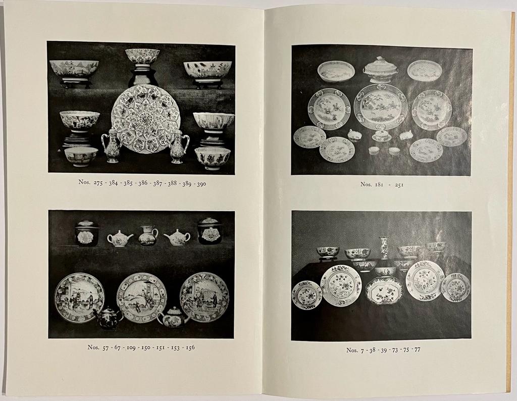  - [Auction catalogue, porcelain] Auction catalogue porcelain (porselein) of E. Lichtenvoort Cats in Doesburg, z.j. [ca. 1980]. 24 pp.