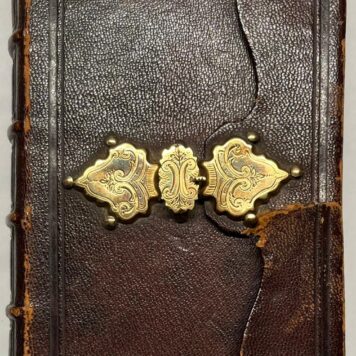 [Bible, 1875, Wallet Binding] Het Nieuwe Testament (...), Amsterdam/Haarlem: J. Brandt en zoon and J. Enschedé en zonen, 1875, (3), 355, (4), 428, 33 pp.
