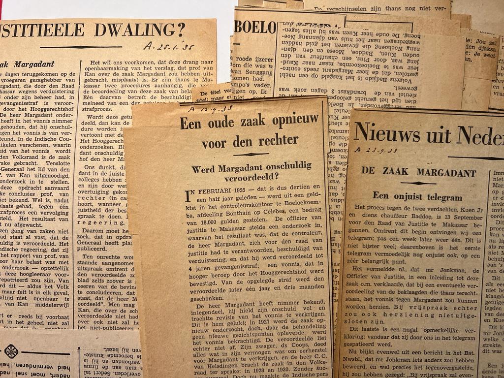  - Indonesia Makassar ca 1936 | Ca. 45 newspaper articles on the case Margadant (de zaak Margadant) 1936, printed.