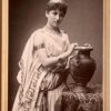 Photo Weibliche portrait Schönheiten Greek woman with vase no 6
