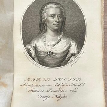 Complete set, 1821-1826, Dutch History | Vaderlandsche historie, vervattende de geschiedenissen der Ver. Nederlanden van de vestiging van het erfstadhouderschap (..) tot aan 's lands verlossing uit de inlijving in het Franse keizerrijk. Amsterdam, E. Maaskamp, 1821-1826, 4 volumes.