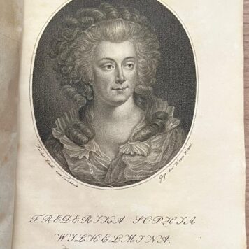 Complete set, 1821-1826, Dutch History | Vaderlandsche historie, vervattende de geschiedenissen der Ver. Nederlanden van de vestiging van het erfstadhouderschap (..) tot aan 's lands verlossing uit de inlijving in het Franse keizerrijk. Amsterdam, E. Maaskamp, 1821-1826, 4 volumes.