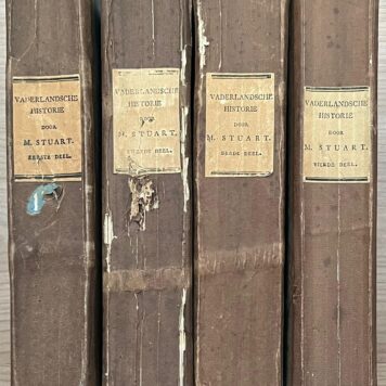 Complete set, 1821-1826, Dutch History | Vaderlandsche historie, vervattende de geschiedenissen der Ver. Nederlanden van de vestiging van het erfstadhouderschap (..) tot aan 's lands verlossing uit de inlijving in het Franse keizerrijk. Amsterdam, E. Maaskamp, 1821-1826, 4 volumes.