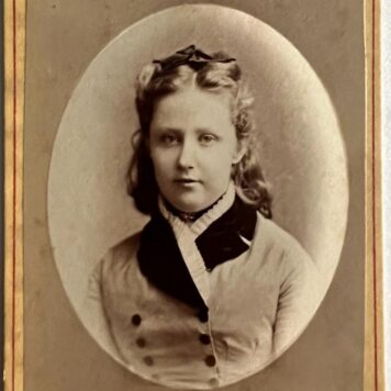 Portrait photo of Cateau Cato Mees ca 1900