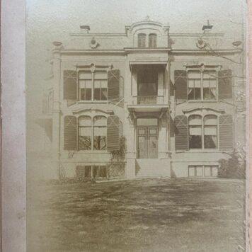 Photograph of "Wildlust" mansion in Lisse,