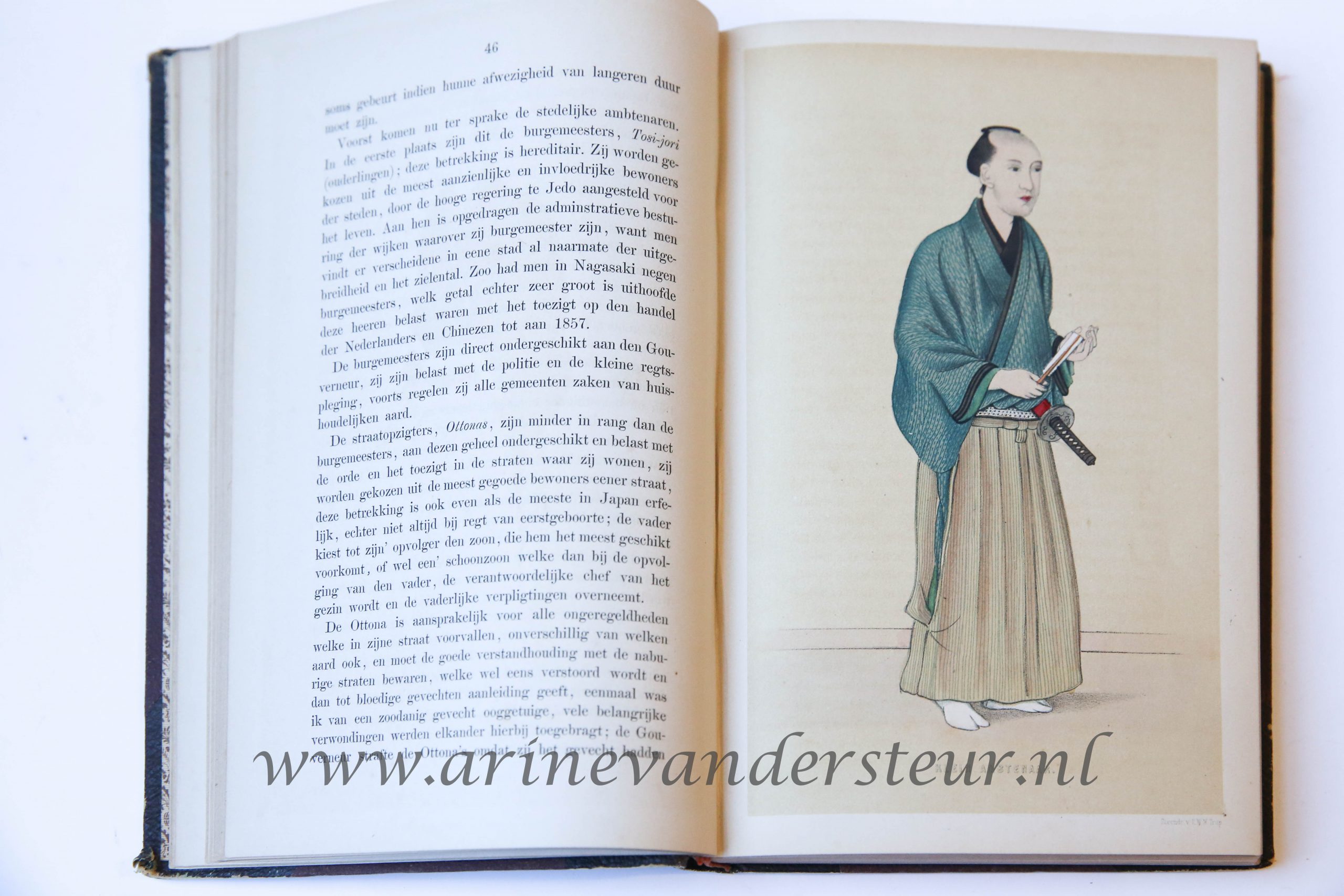 Vijf jaren in Japan. (1857-1863.). Bijdragen tot de kennis van het Japansche keizerrijk en zijne bevolking. 2 vols. Leiden, Van den Heuvell & Van Santen, 1867.