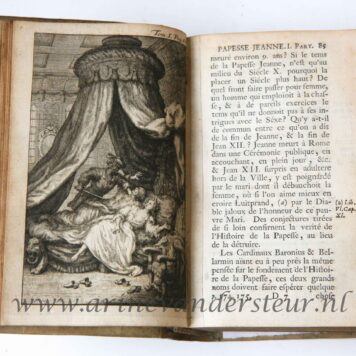 Histoire de la papesse Jeanne, fidelement tiree de la dissertation Latine de mr. de Spanheim. 2e ed., 2 volumes, 's-Gravenhage, H. Scheurleer, 1720.