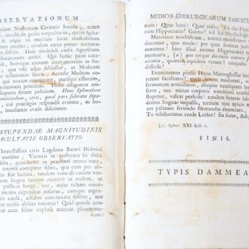 Observationum medico chirurgicarum fasciculus. Leiden, v.d. Eyk en v.d. Kluis, 1743, (20)+143 pp.