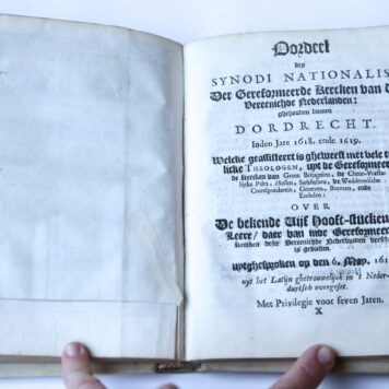 Bekentenisse of belydenisse des geloofs der Nederlantsche gereformeerde kercken. Dordrecht, M. de Vries, 1725.