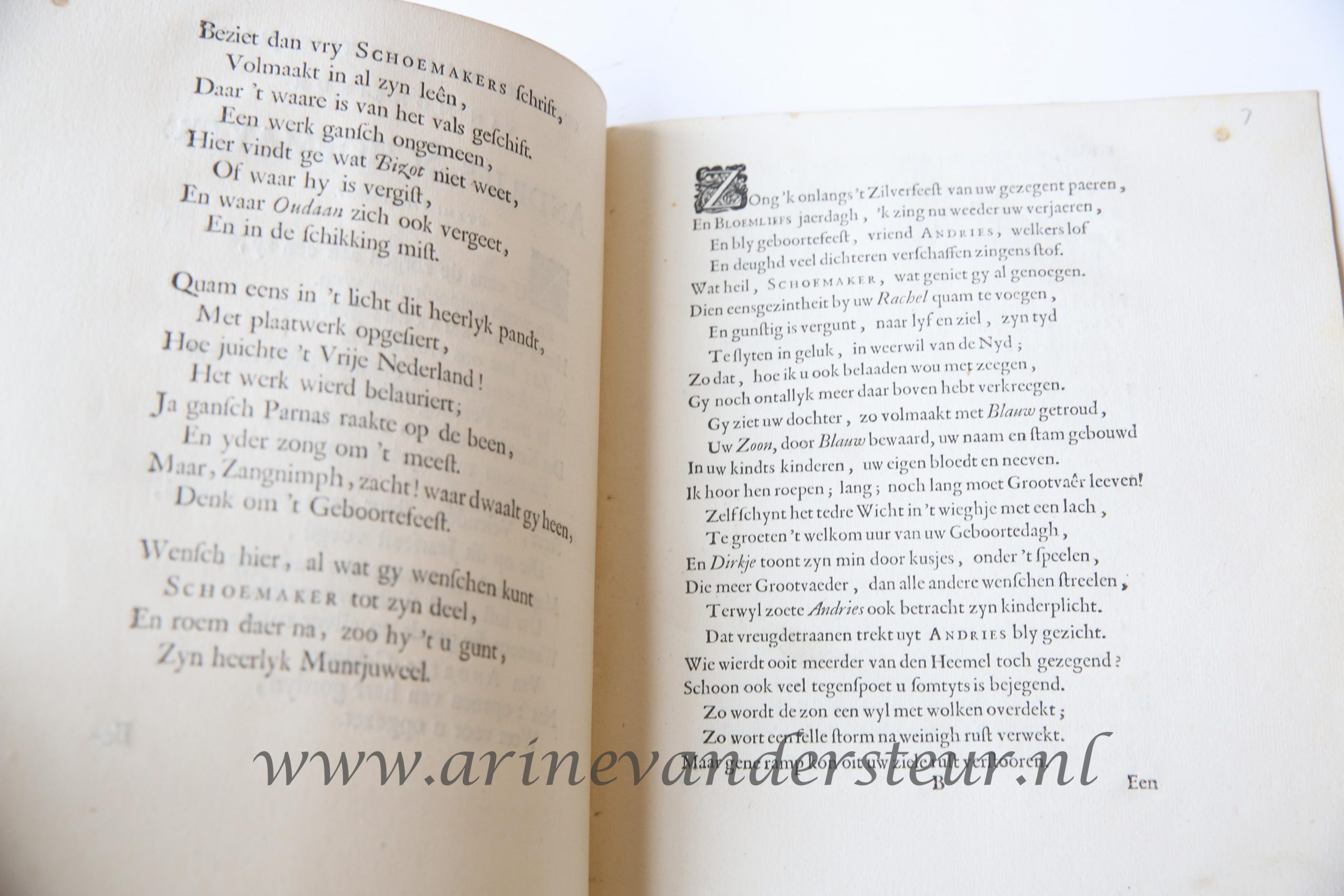 - Op het achtenveertigste verjaaren van Monsieur Andries Schoemaker, geviert in Amsterdam den 9den october 1708. z.p. 4. Incompleet, bevat alleen pp. [5]-[10] van 15 p., met een gedicht door J. van Oosterwijk.