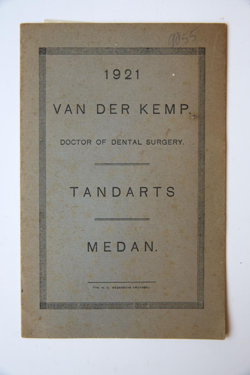  - Advertisement brochure dentist Indonesia | Reclamebrochure van tandarts P.H. van der Kemp, te Medan, 1920, 4 pp.