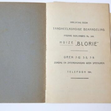 INDIE, TANDARTS, VAN DER KEMP--- Reclamebrochure van tandarts P.H. van der Kemp, te Medan, 1920. 4 pag., gedrukt.